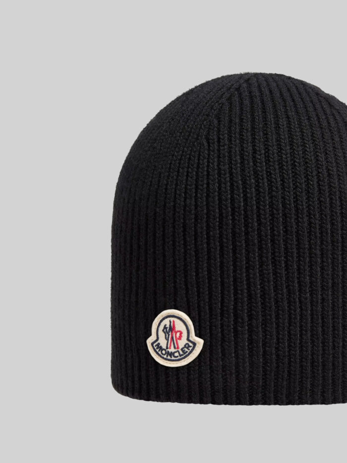 Moncler Black logo wool beanie