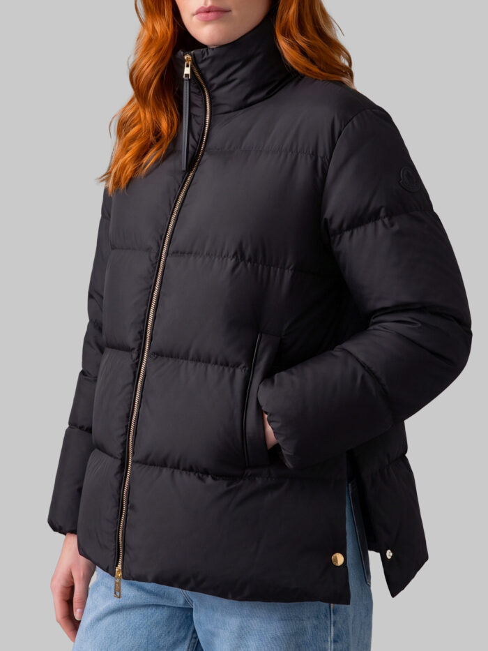 Moncler Vivantesse short down jacket
