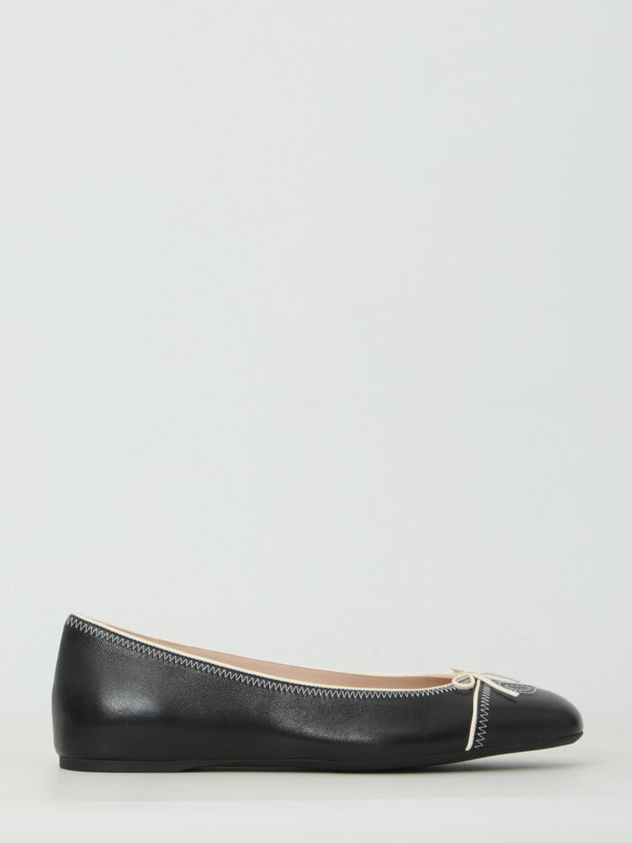 valentino garavani vlogo signature ballet flats Valentino Garavani VLogo Signature ballet flats