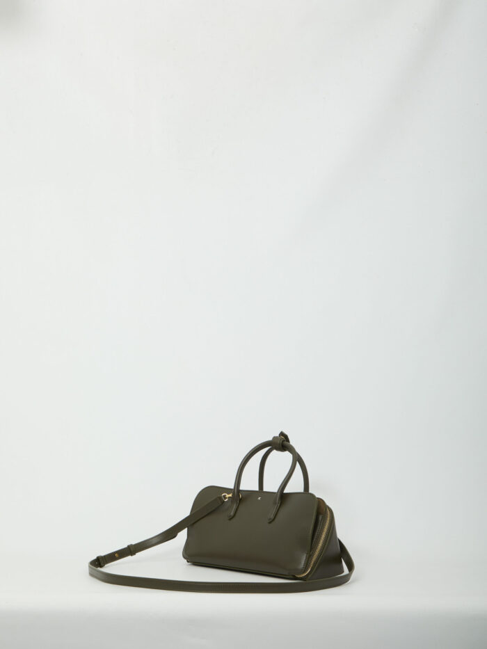 Alaia Delta bag small