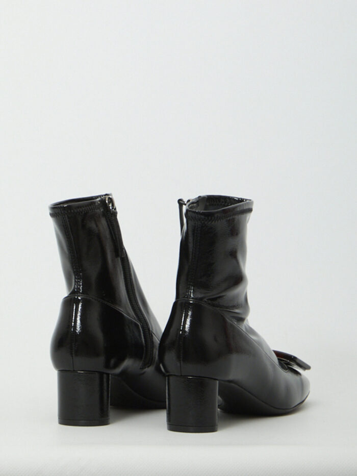 Roger Vivier Roundy Turtle Stretch ankle boots