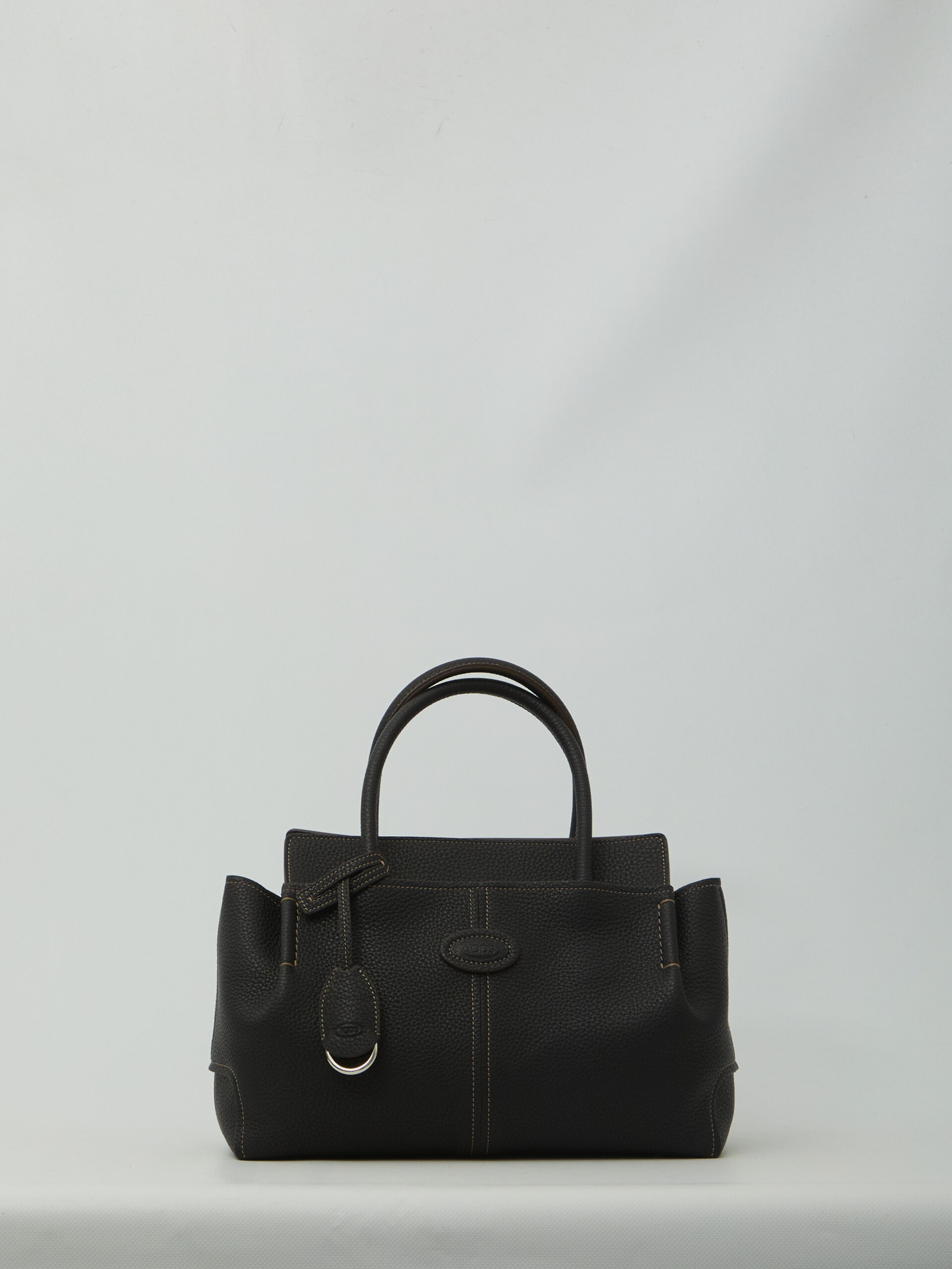 Tod's Small hammered leather shopping bag