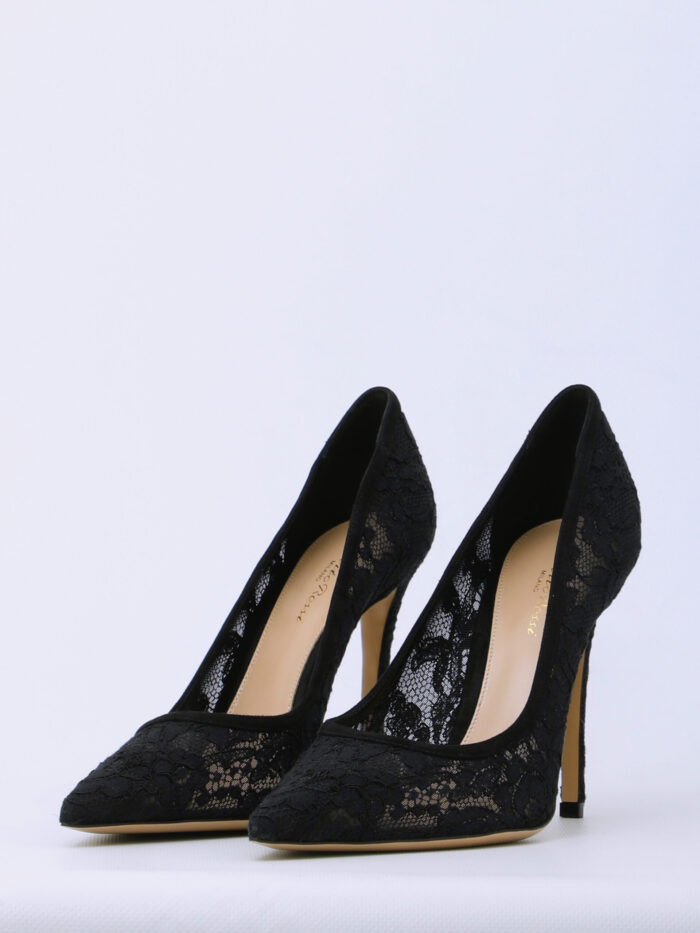 Gianvito Rossi Claudia Lyon 100  lace pumps