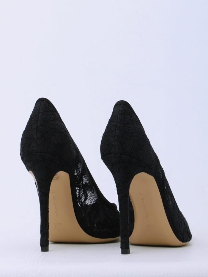 Gianvito Rossi Claudia Lyon 100  lace pumps
