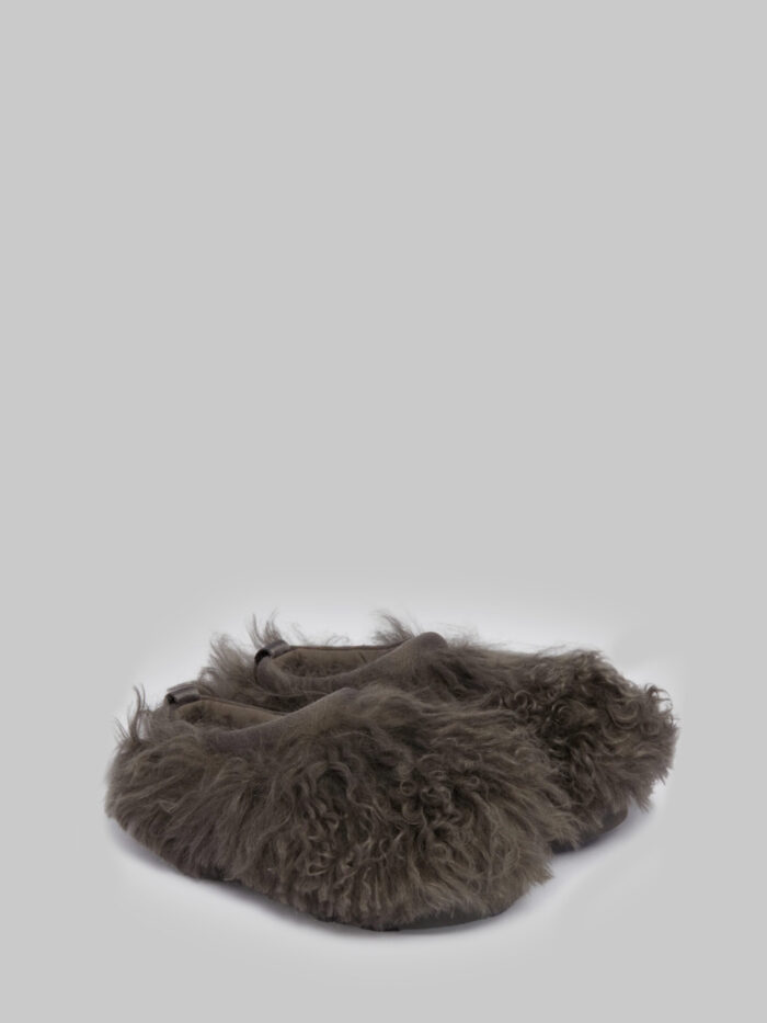 Ugg Women's Tazz Fluff Momma slides