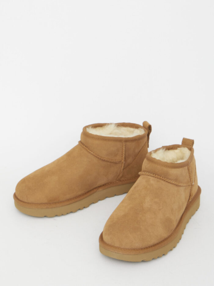 Ugg Women's Classic Ultra Mini boots