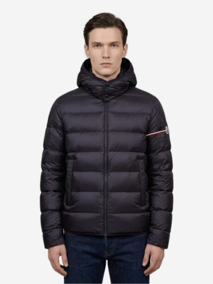 Moncler Short Ravenlock down jacket