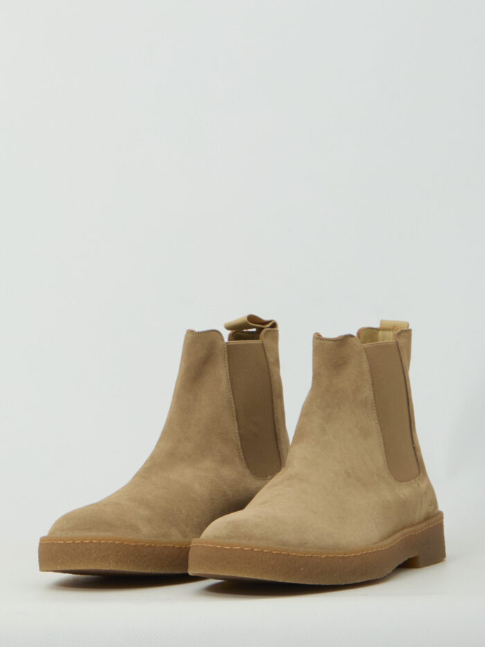 Common Projects Beige suede Chelsea boots