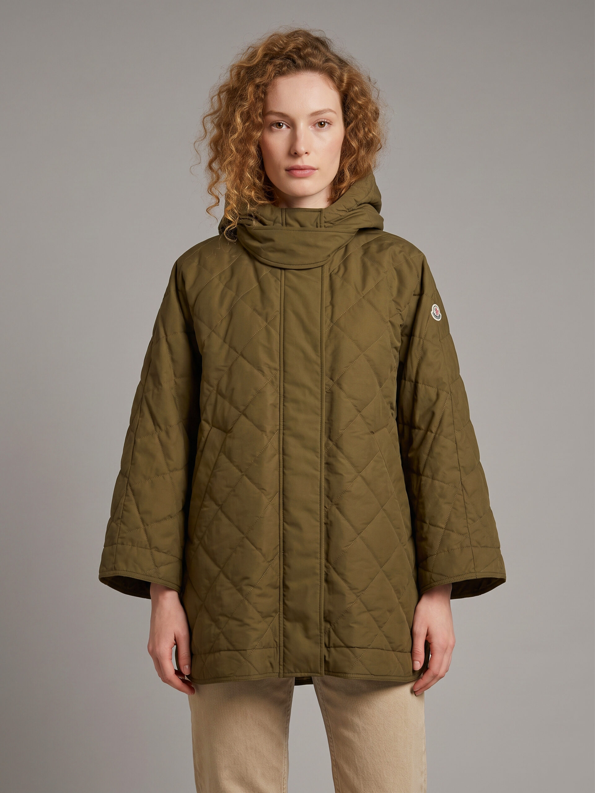 Moncler Diamond-quilted cape