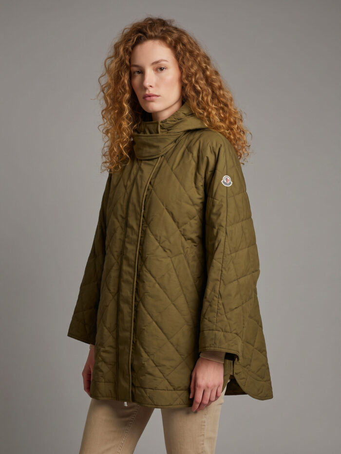 Moncler Diamond-quilted cape