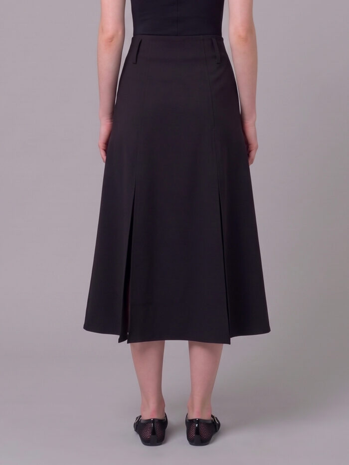 Sutton New York Midi panel skirt in double crepe