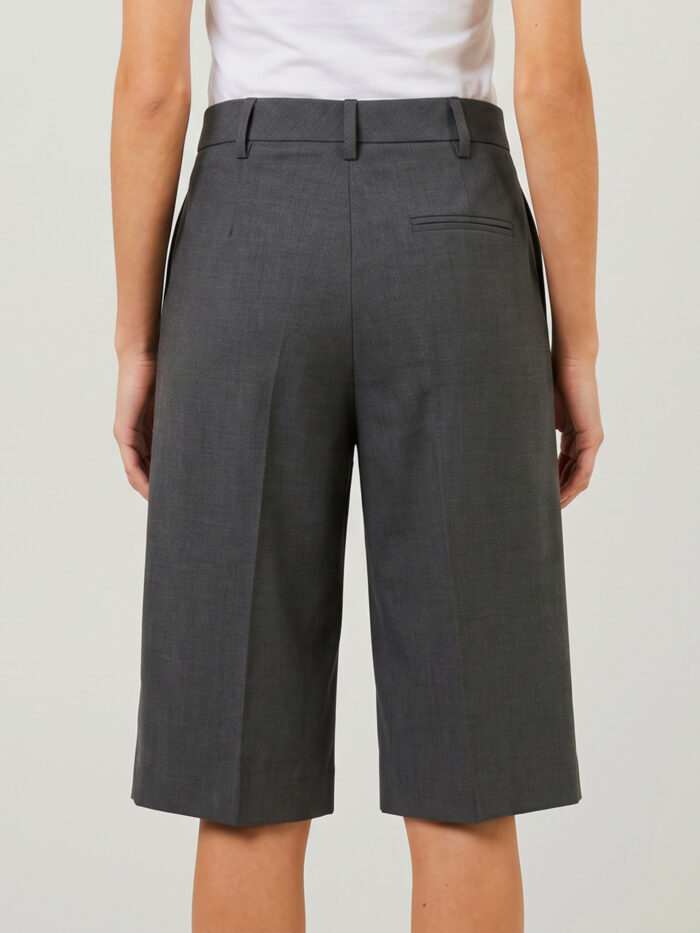 Sutton New York Anthracite stretch canvas bermuda shorts