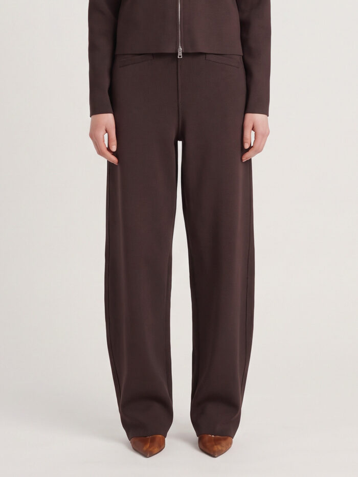the frankie shop enya straight leg trousers in brown The Frankie Shop Enya straight-leg trousers in brown