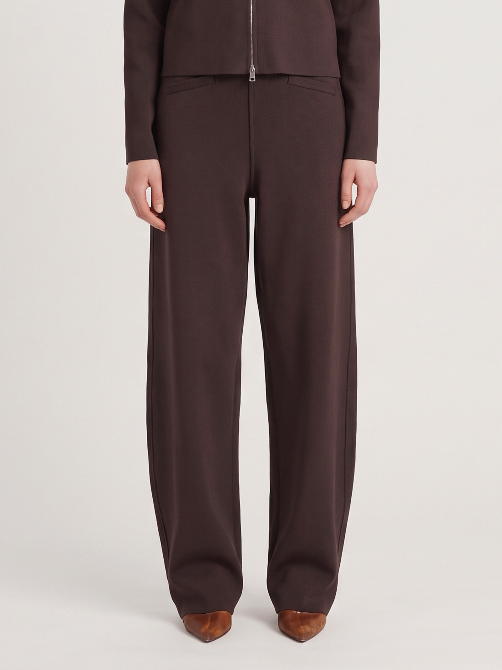 The Frankie Shop Enya straight-leg trousers in brown