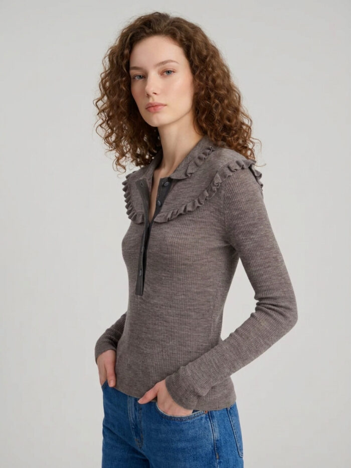 Chloe Slim-fit Henley shirt in ultra-thin wool knit