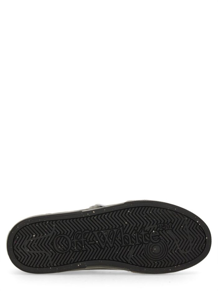 Off-white "LOW VULCANIZED" SNEAKER