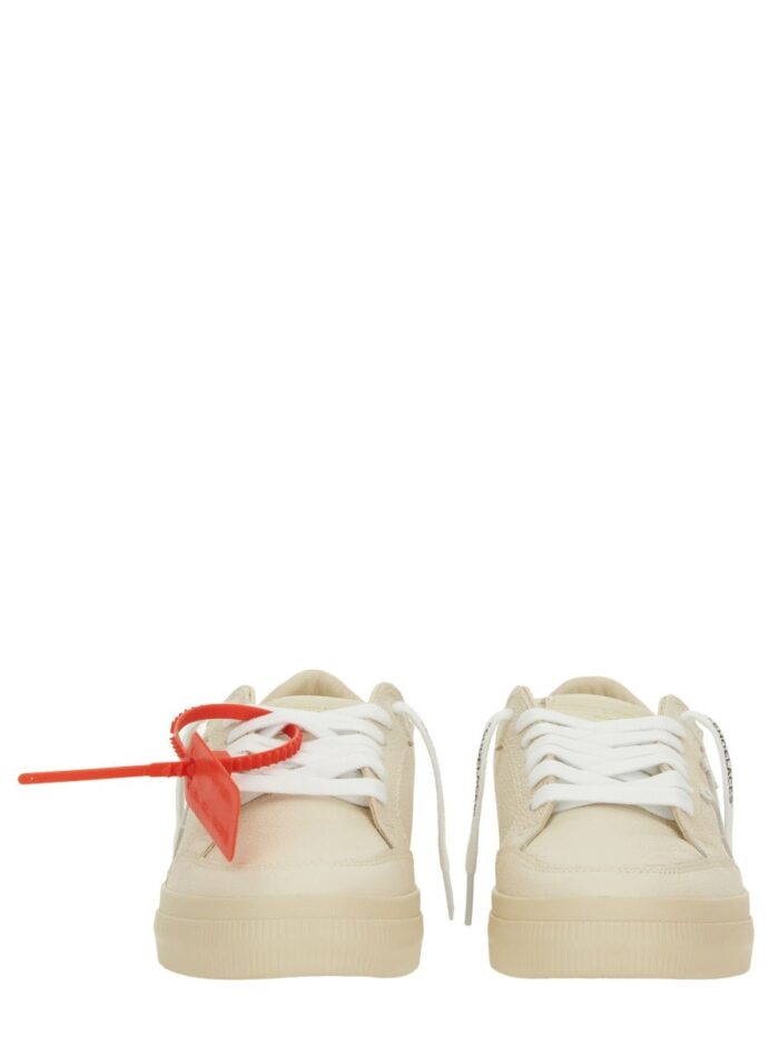 Off-white "LOW VULCANIZED" SNEAKER