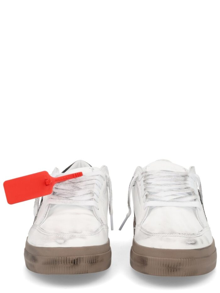 Off-white "VULCANIZED" SNEAKER
