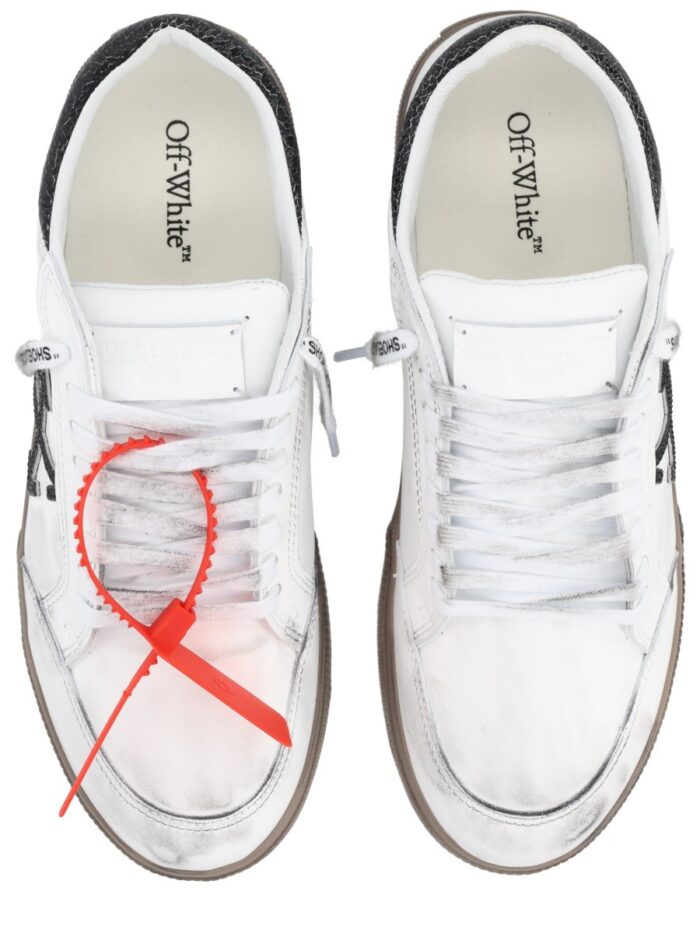 Off-white "VULCANIZED" SNEAKER