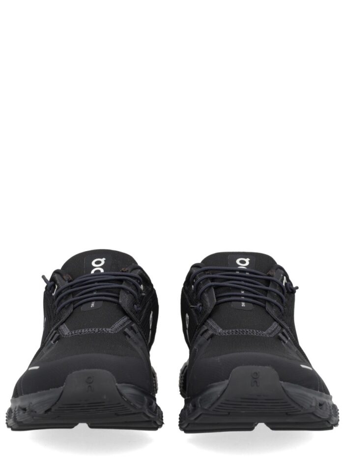 ON "CLOUD 6" SNEAKER