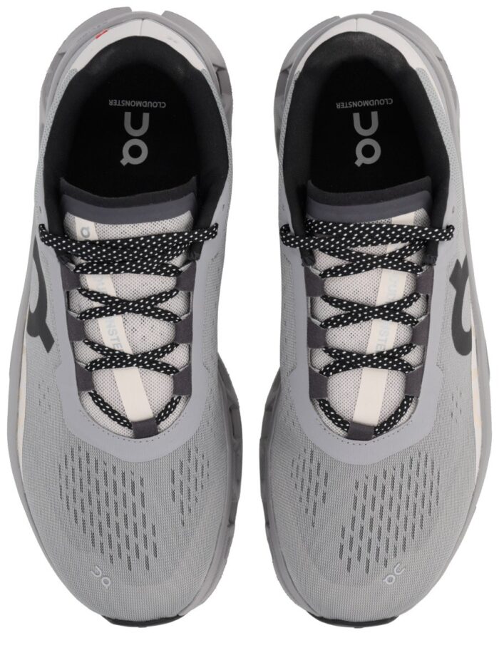 ON "CLOUDMONSTER" SNEAKER