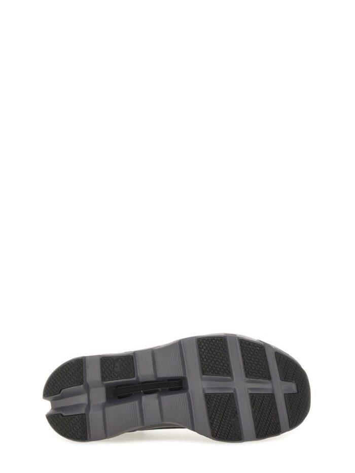 ON "CLOUDMONSTER" SNEAKER