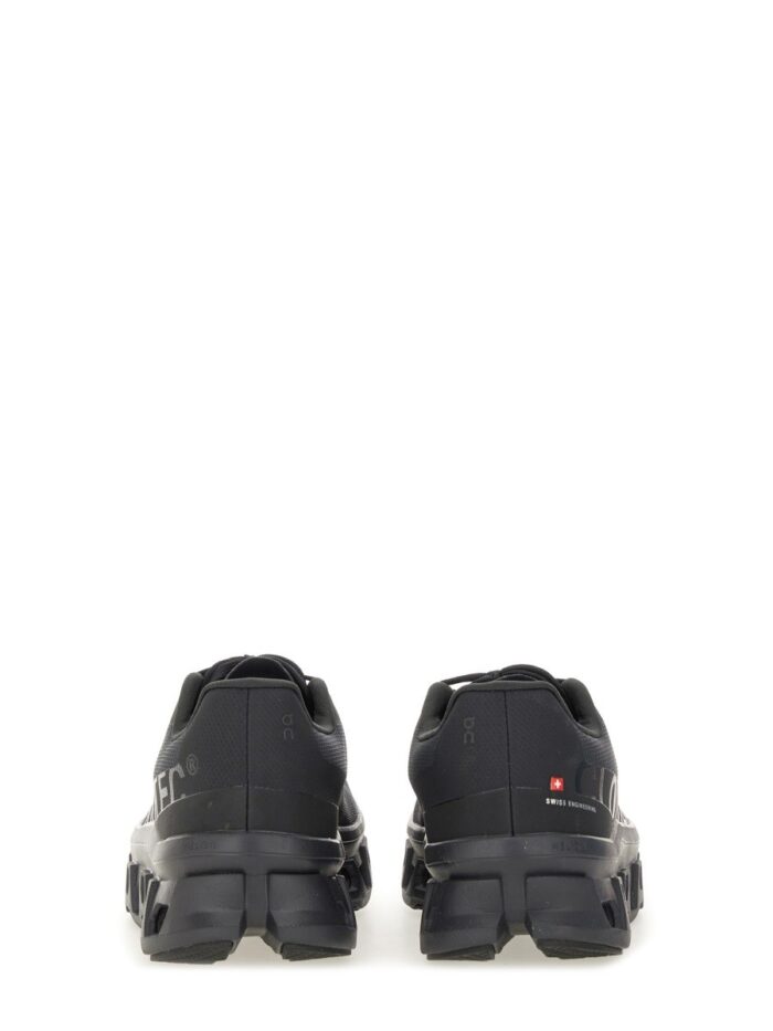 ON "CLOUDMONSTER" SNEAKER