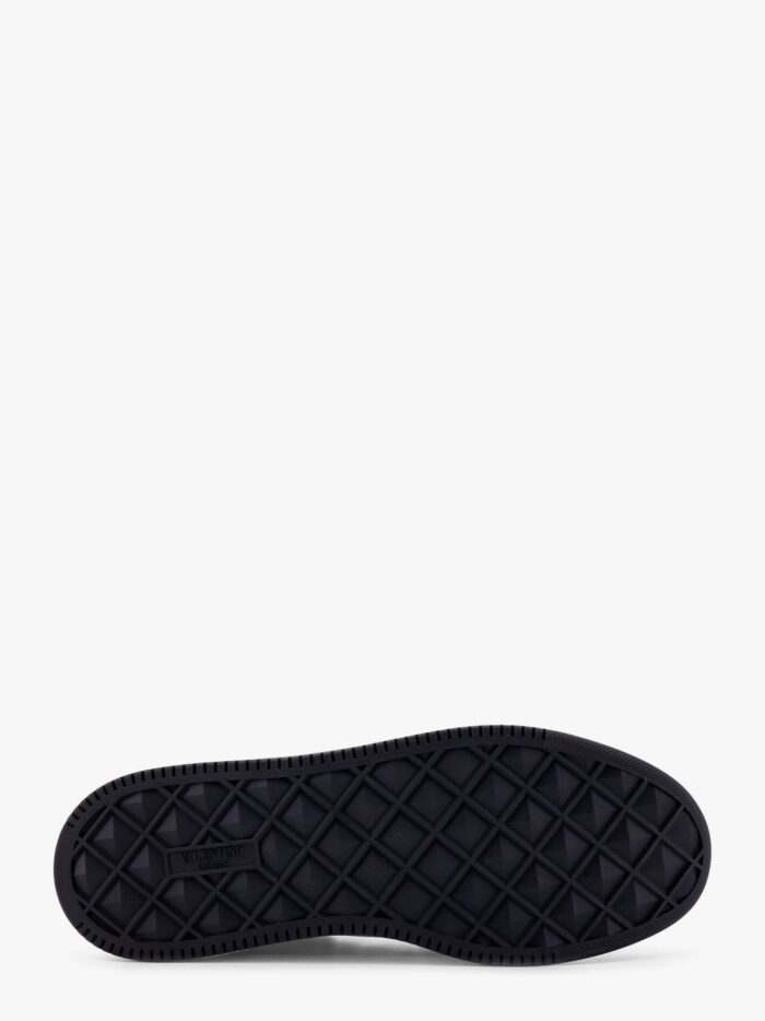 One-stud Low-top Valentino Garavani Leather Sneakers