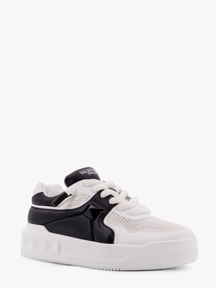 One Stud Valentino Garavani Leather Sneakers