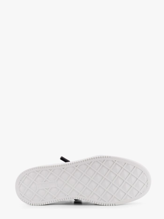 One Stud Valentino Garavani Leather Sneakers
