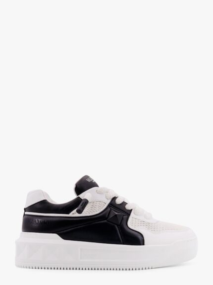 One Stud Valentino Garavani Leather Sneakers
