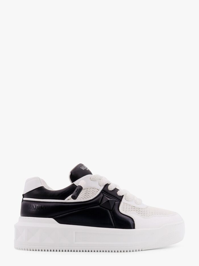 One Stud Valentino Garavani Leather Sneakers