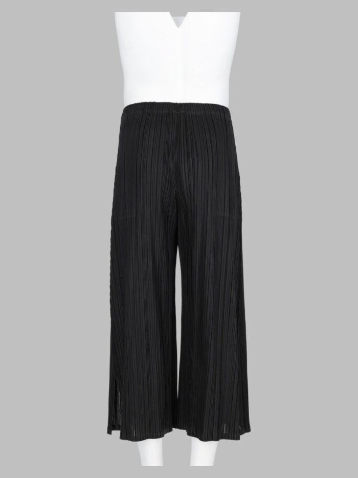 PLEATS PLEASE ISSEY MIYAKE Pantalone "Mellow Pleats"