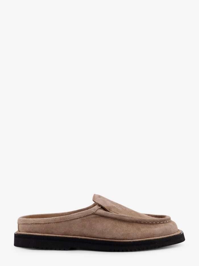 REFERENCE The Canoa Resort Suede Sabot