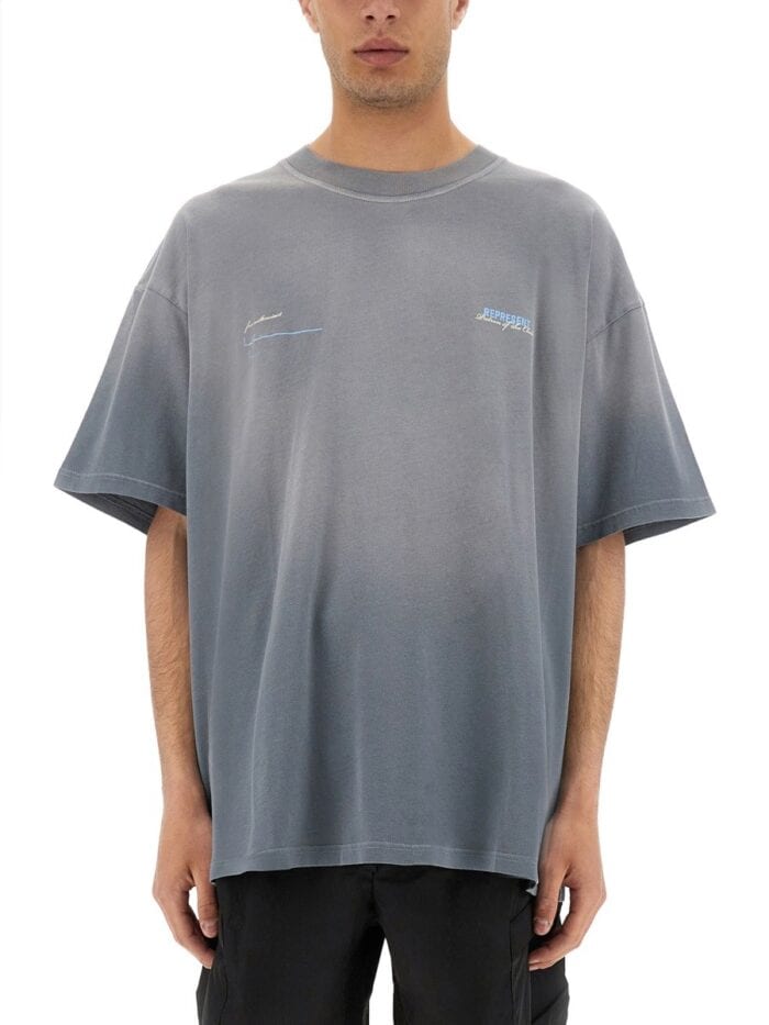 Represent "PATRON OF THE CLUB" T-SHIRT