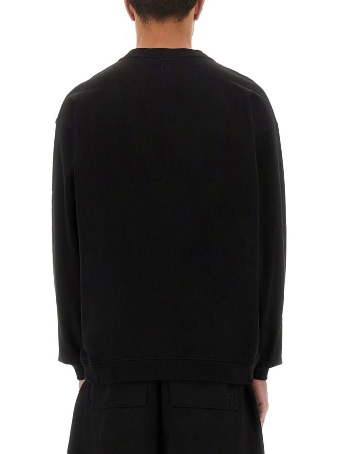 Represent SWEATSHIRT "INITIAL"