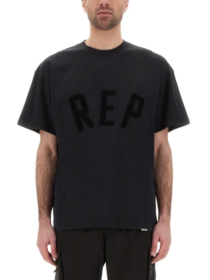 Represent T-SHIRT WITH "REP" APPLICATION
