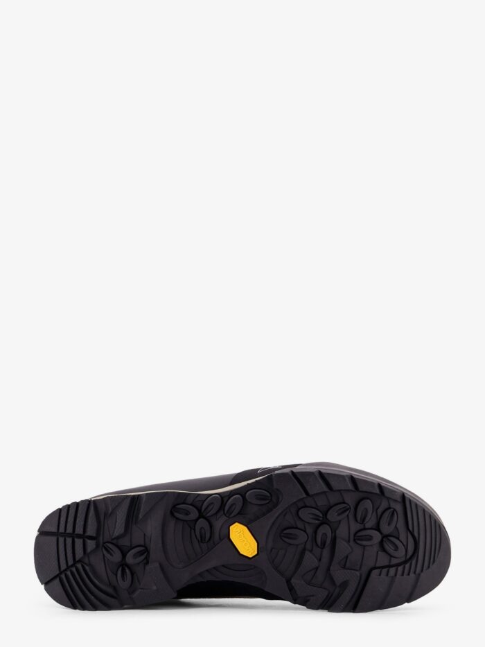 Roa Cingino Low-top Sneakers