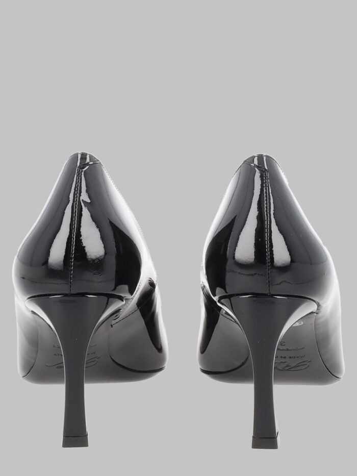 ROGER VIVIER DÉCOLLETÉ "TROMPETTE" IN VERNICE