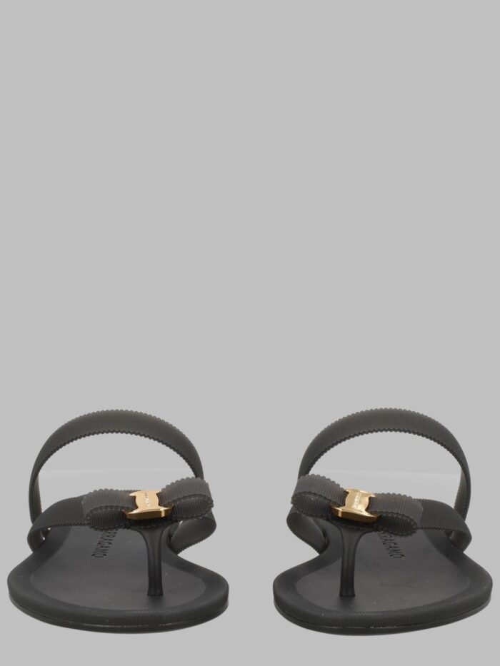 ferragamo sandalo "vara" con fiocco Ferragamo Sandalo "Vara" Con Fiocco