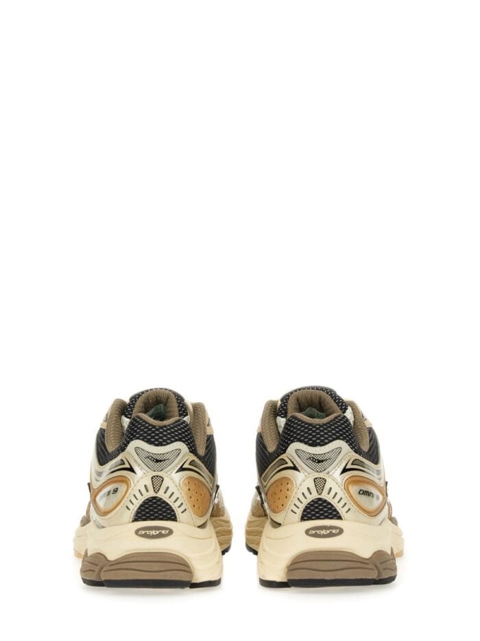Saucony "PROGRID OMNI 9" SNEAKER