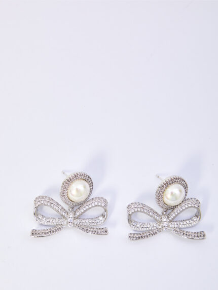 Self Portrait Pearl bow drop earrings