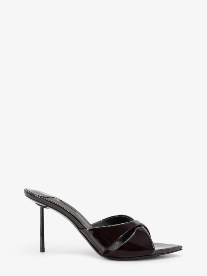 le silla shirley patent leather sandals LE SILLA Shirley Patent Leather Sandals