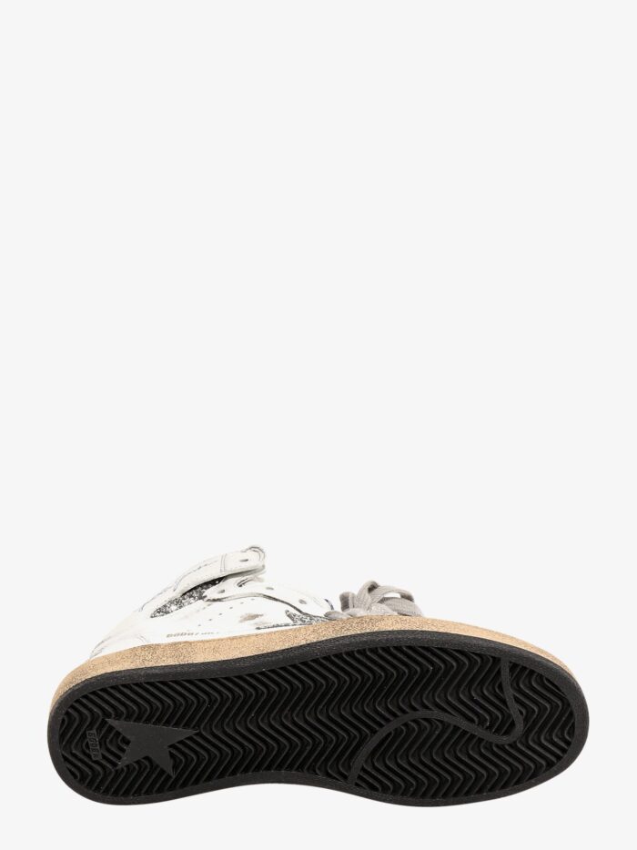 Golden Goose Deluxe Brand Sky Star Leather With A Used Effect Sneakers