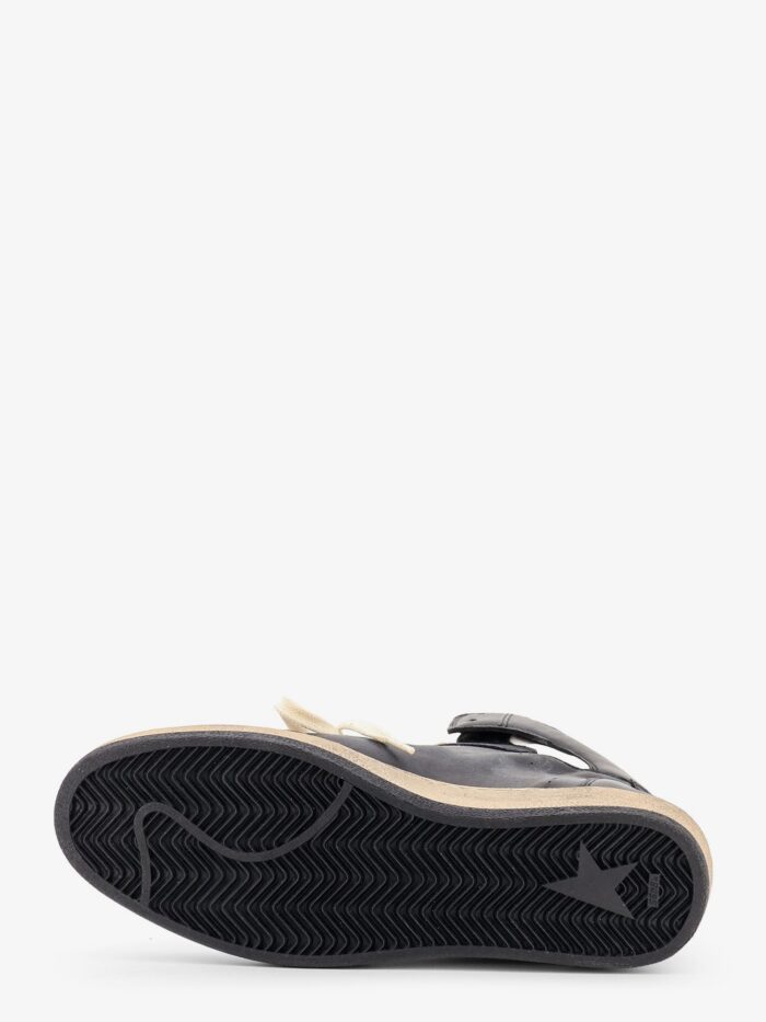 Golden Goose Deluxe Brand Sky Star Sneakers In Leather With A Used Effect
