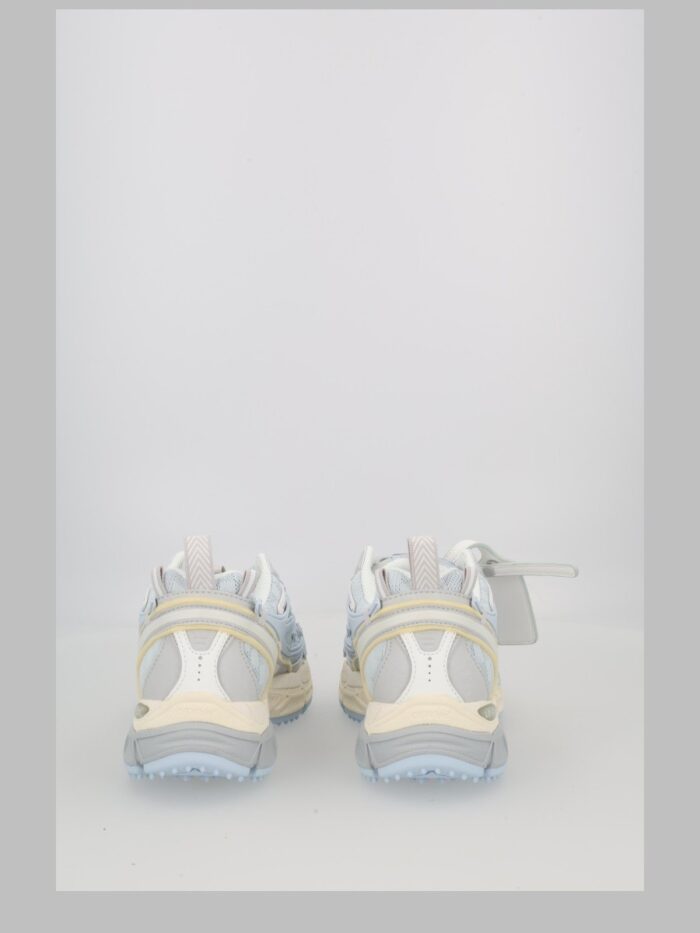 Off-white Sneaker "Be Right Back"
