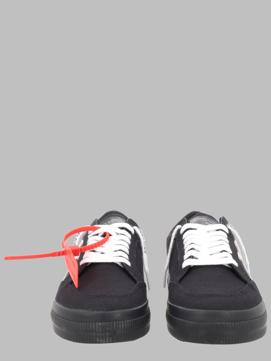 Off-white SNEAKER " VULC LOW"