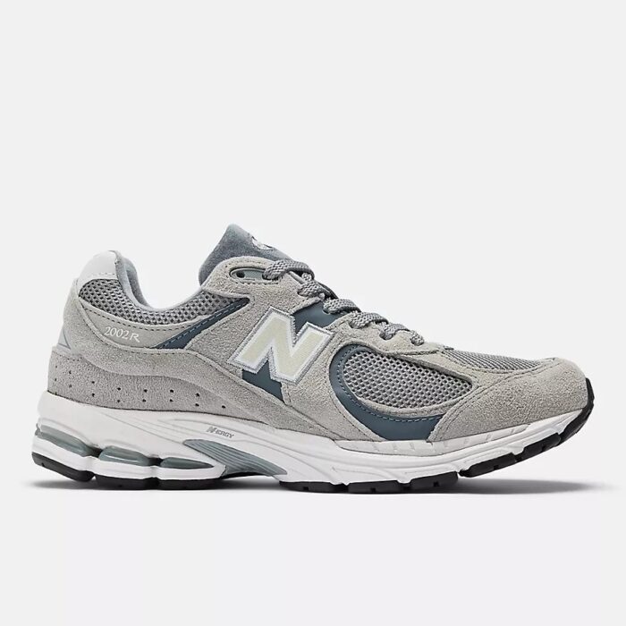 New Balance Sneakers M2002RDC