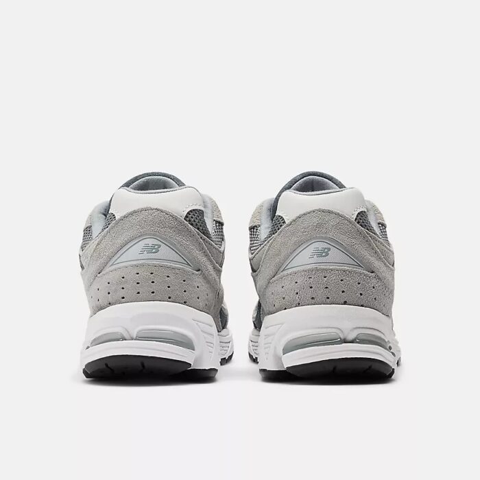New Balance Sneakers M2002RDC