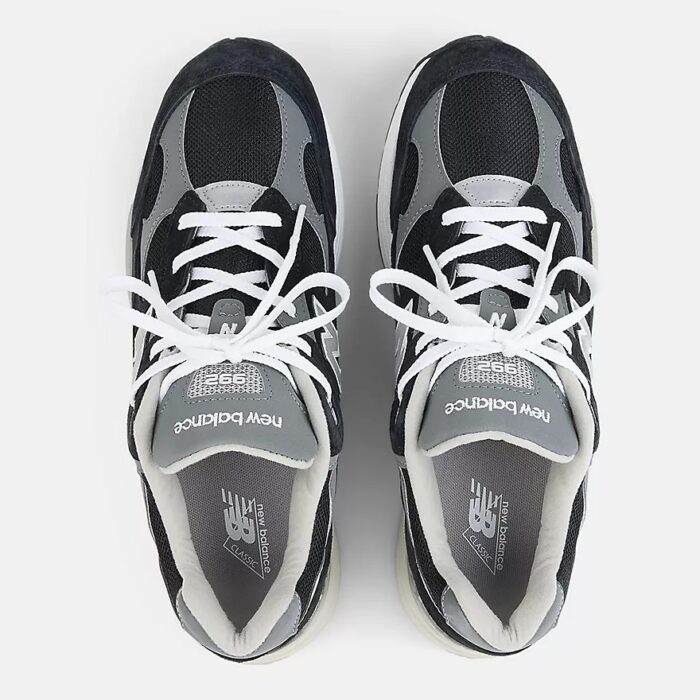 New Balance Sneakers U992BK